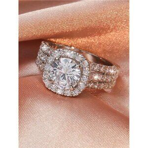Cubic Zirconia Decor Ring